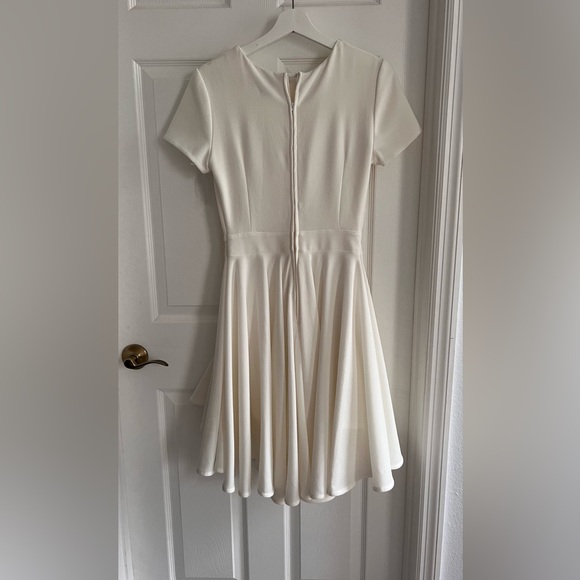 #30- Asos white flowy dress size 6 - Picture 5 of 6